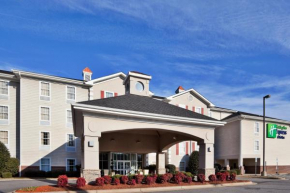 Отель Holiday Inn Express Hotel & Suites Conover - Hickory Area, an IHG Hotel  Коновер